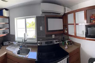 4228 N Ocean Dr, Lauderdale by the Sea, FL 33308 - Photo 17