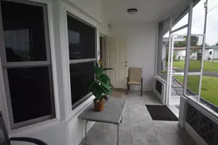 4250 NW 49th Terrace, Lauderdale Lakes, FL 33319 - Photo 25