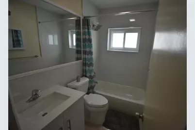 4250 NW 49th Terrace, Lauderdale Lakes, FL 33319 - Photo 15
