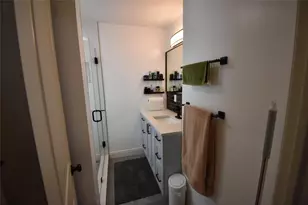 4250 NW 49th Terrace, Lauderdale Lakes, FL 33319 - Photo 9