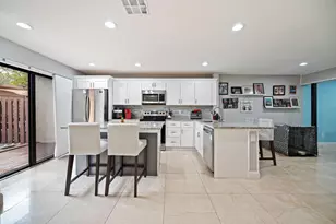 6187 Laurel Ln, Tamarac, FL 33319 - Photo 5