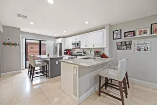 6187 Laurel Ln, Tamarac, FL 33319 - Photo 7