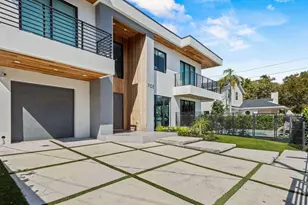 705 SW 8th Terrace, Fort Lauderdale, FL 33315 - Photo 5