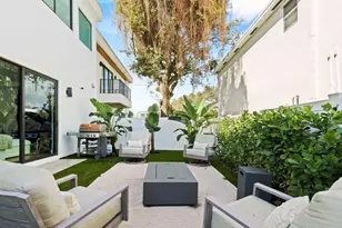 705 SW 8th Terrace, Fort Lauderdale, FL 33315 - Photo 7