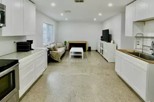 905 NE 5th St, Pompano Beach, FL 33060 - Photo 33