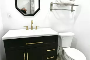 905 NE 5th St, Pompano Beach, FL 33060 - Photo 11