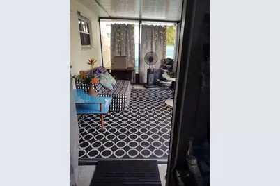 905 NE 5th Street, Pompano Beach, FL 33060 - Photo 3