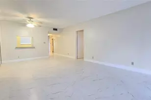 8421 Lagos De Campo Blvd, Tamarac, FL 33321 - Photo 7