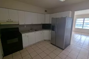 17367 SW 95th Ave, Palmetto Bay, FL 33157 - Photo 3