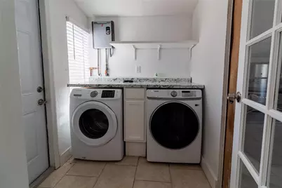 6540 Garfield Street, Hollywood, FL 33024 - Photo 17