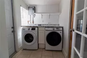 6540 Garfield St, Hollywood, FL 33024 - Photo 17