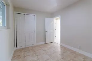 6540 Garfield St, Hollywood, FL 33024 - Photo 9