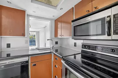 1531 SE 15th Street #8, Fort Lauderdale, FL 33316 - Photo 3