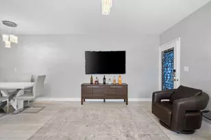 624 Orton Ave, Fort Lauderdale, FL 33304 - Photo 5