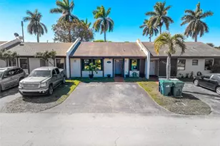 5022 SW 139th Pl, Miami, FL 33175 - Photo 1