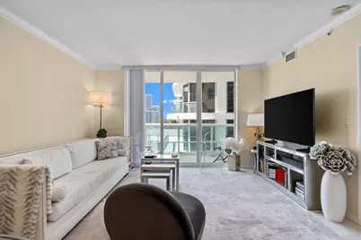 347 N New River Drive #1706, Fort Lauderdale, FL 33301 - Photo 9