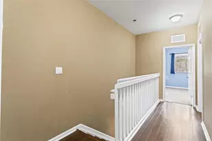 8820 S Isles Cir, Tamarac, FL 33321 - Photo 11