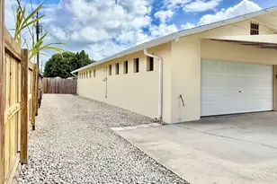 1213 W Broward St, Lantana, FL 33462 - Photo 3