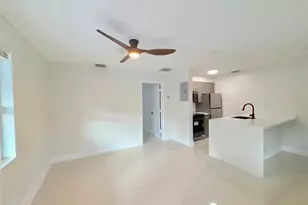 924 NE 17th Terrace, Fort Lauderdale, FL 33304 - Photo 9