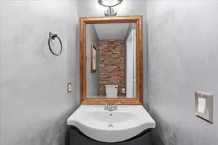 3020 S Oakland Forest Dr, Fort Lauderdale, FL 33309 - Photo 17