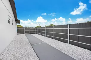 1240 NW 172nd St, Miami, FL 33169 - Photo 7