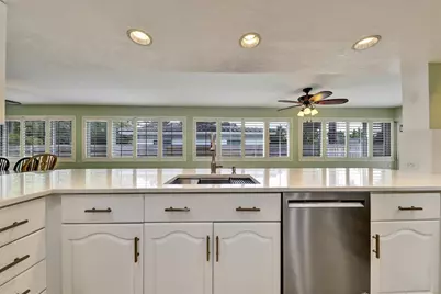 2780 SE 5th Court, Pompano Beach, FL 33062 - Photo 9