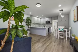 900 SW 10th Terrace, Hallandale Beach, FL 33009 - Photo 7