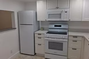 9800 Sunrise Lakes Blvd, Sunrise, FL 33322 - Photo 3