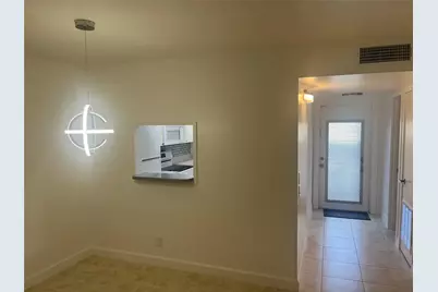 9800 Sunrise Lakes Boulevard #109, Sunrise, FL 33322 - Photo 17