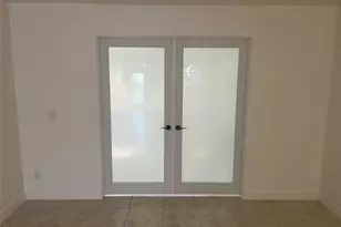 9800 Sunrise Lakes Blvd, Sunrise, FL 33322 - Photo 19