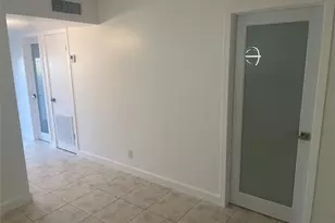 9800 Sunrise Lakes Blvd, Sunrise, FL 33322 - Photo 19