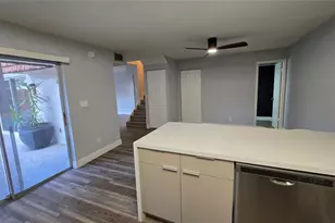 8900 SW 20th Pl, Davie, FL 33324 - Photo 15