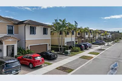 4690 Santa Cruz Way #000, Davie, FL 33314 - Photo 23