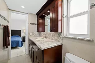 900 NE 18th Ave, Fort Lauderdale, FL 33304 - Photo 7