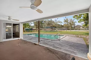 1301 NE 26th Ct, Pompano Beach, FL 33064 - Photo 29