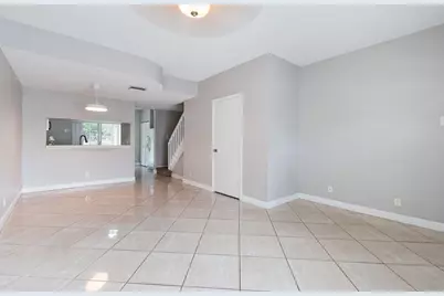 16721 Hemingway Drive, Weston, FL 33326 - Photo 5