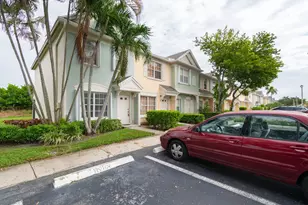 16721 Hemingway Dr, Weston, FL 33326 - Photo 3