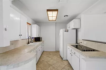 510 S 29th Court, Hollywood, FL 33020 - Photo 3