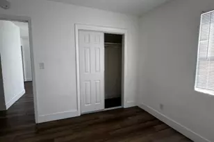 907 6th St, West Palm Beach, FL 33401 - Photo 9