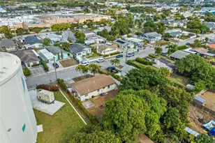 842 Kaye St, West Palm Beach, FL 33405 - Photo 11