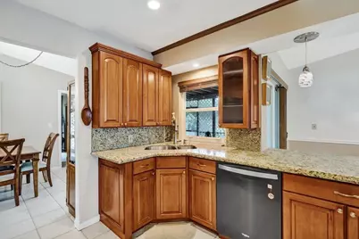 7629 Sunflower Drive, Margate, FL 33063 - Photo 13