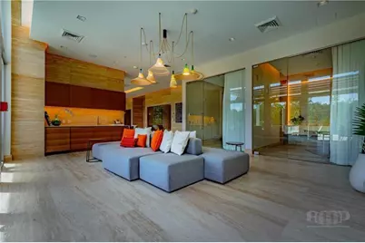 16385 Biscayne Boulevard #405, Aventura, FL 33160 - Photo 29