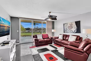 4030 W Palm Aire Dr, Pompano Beach, FL 33069 - Photo 21