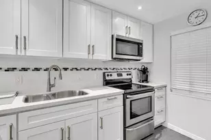 4030 W Palm Aire Dr, Pompano Beach, FL 33069 - Photo 19