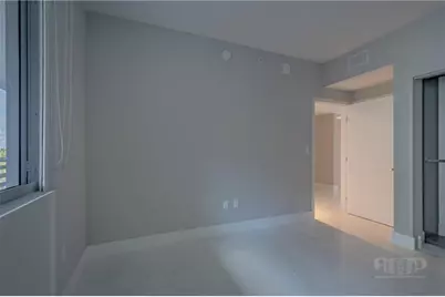 16385 Biscayne Boulevard #405, Aventura, FL 33160 - Photo 9