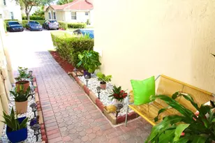 11729 NW 47th Dr, Pompano Beach, FL 33076 - Photo 9