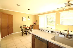 11729 NW 47th Dr, Pompano Beach, FL 33076 - Photo 25