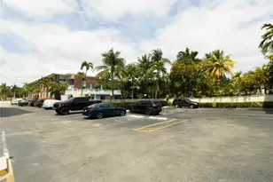 2424 SE 17th St, Fort Lauderdale, FL 33316 - Photo 17