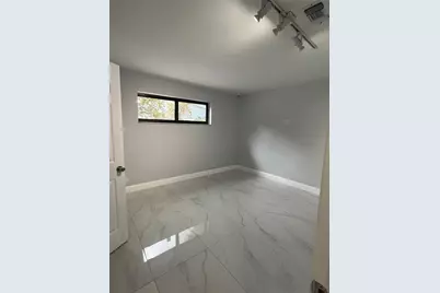 5424 Jackson Street, Hollywood, FL 33021 - Photo 17