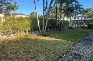 15705 NW 10th St, Pembroke Pines, FL 33028 - Photo 9